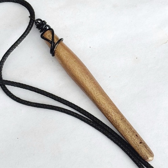 Bundle 3 Sea Urchin Spike Metallic Necklaces - Picture 2 of 4